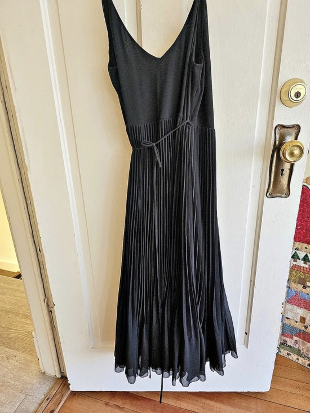 Aritzia Wilfred Black Pleated Maxi Dress Like New